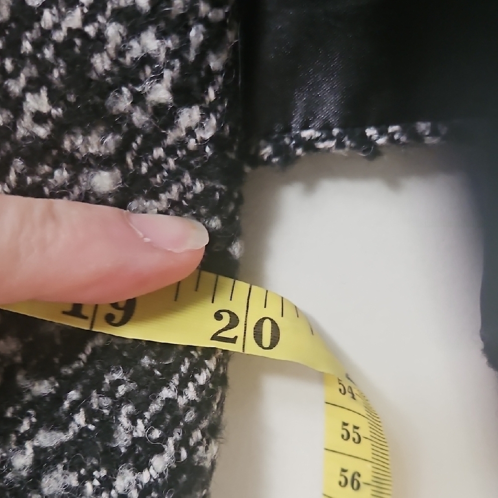 Calvin Klein Black & White Tweed Cape Jacket - Picture 5 of 5